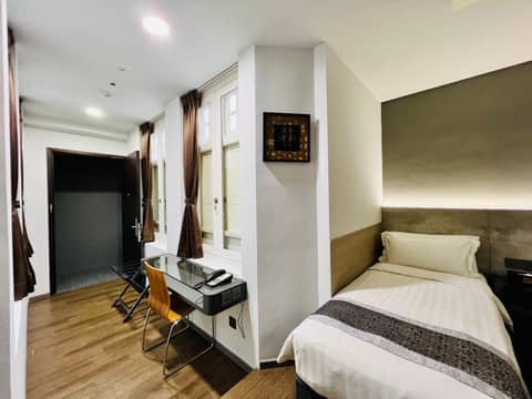 Bliss Hotel Singapore — photo 2