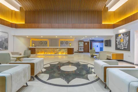 Best Western Plus Khan Hotel — photo 4