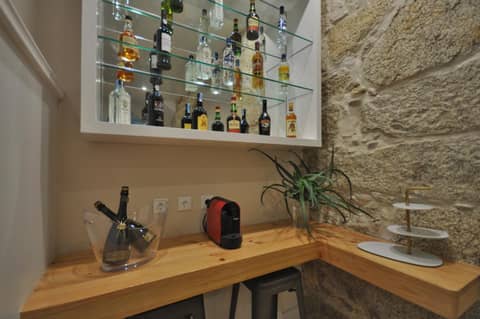 Porto Charming Hotel — dining