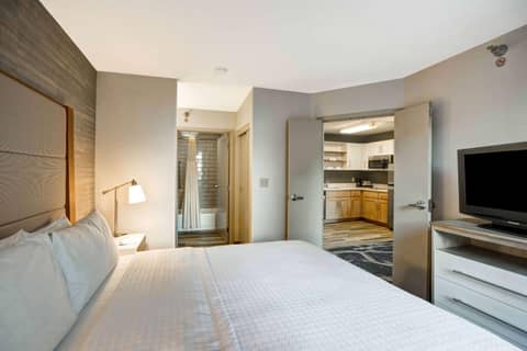 Homewood Suites by Hilton Chicago-Downtown — hotel room