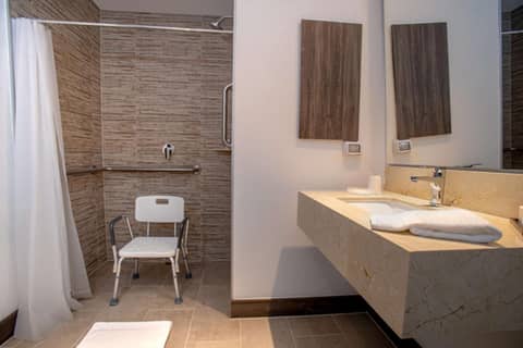 Hampton By Hilton Lima San Isidro — photo 3