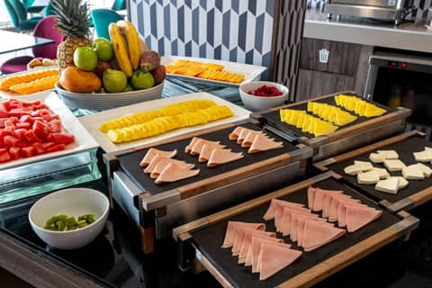 Hampton By Hilton Lima San Isidro — photo 9