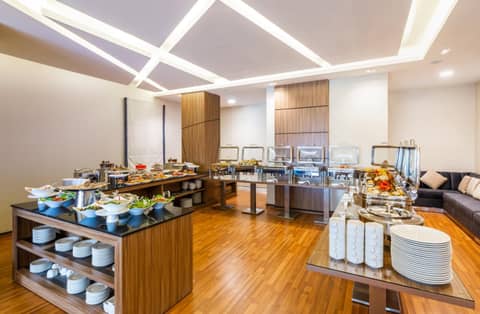 Sunday Luxury Central formerly Anan hotel — photo 7