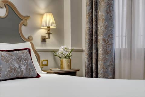 Hotel Nuovo Teson — hotel room