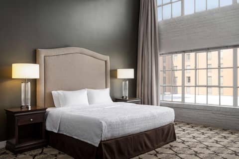 Hampton Inn and Suites New Orleans Convention Center — photo 5