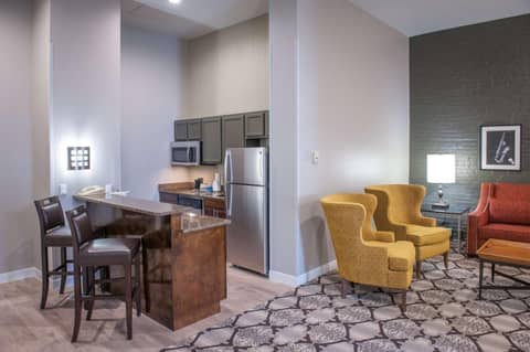 Hampton Inn and Suites New Orleans Convention Center — photo 8