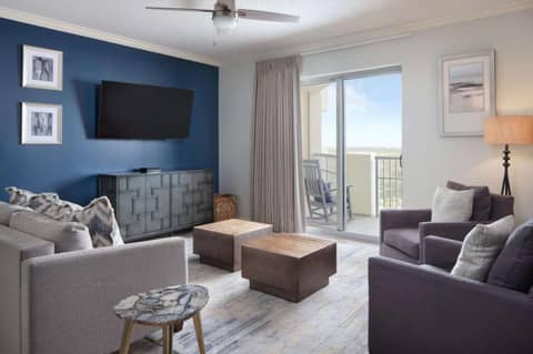 Royale Palms Condominiums — photo 5