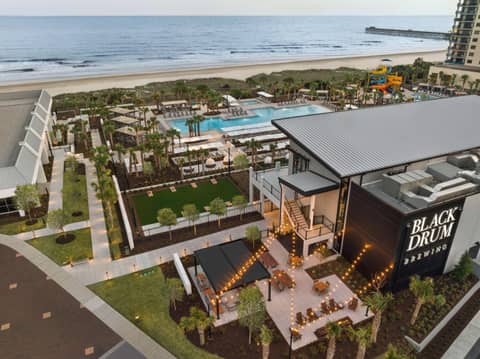 Royale Palms Condominiums — photo 9