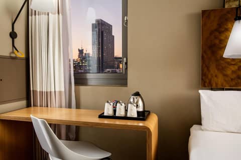 ibis London City - Shoreditch — hotel room