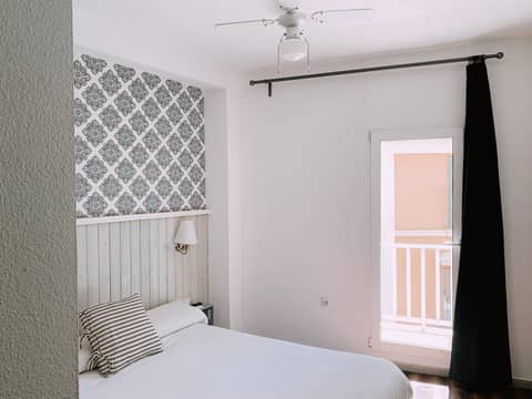 Boutike Guesthouse — hotel room