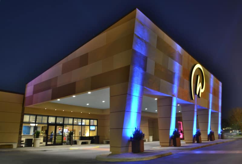 Rosen Inn International Near The Parks — building