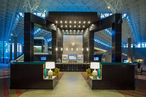 DoubleTree by Hilton Austin Northwest - Arboretum — recepcion & lobby