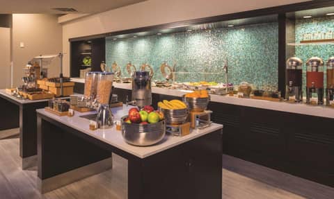 DoubleTree by Hilton Austin Northwest - Arboretum — photo 5