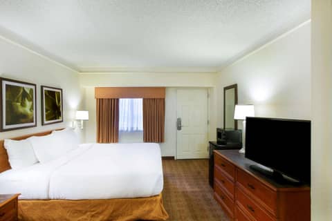 La Quinta Inn by Wyndham Austin Capitol / Downtown — photo 2