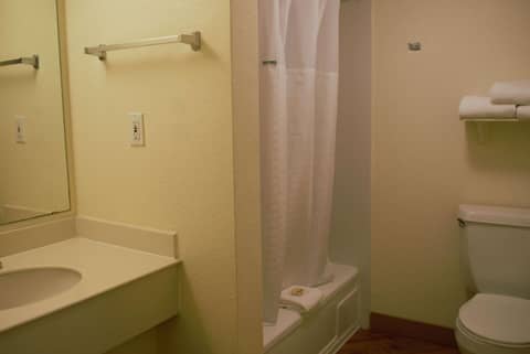 La Quinta Inn by Wyndham Austin Capitol / Downtown — photo 6