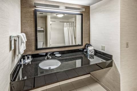Fairfield Inn and Suites by Marriott Austin Northwest/The Domain Area — photo 3