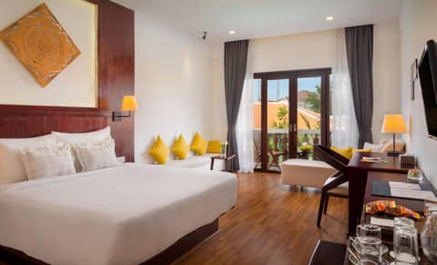 Deluxe King Room with Balcony — the supplier's photographs — photo 1