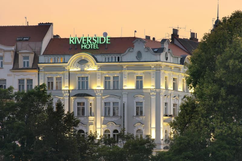 Mamaison Hotel Riverside Prague — building