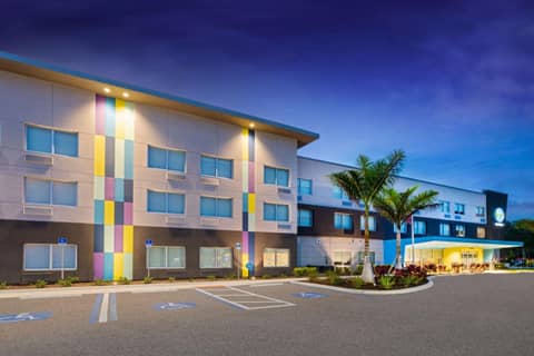 Tru By Hilton Bradenton I-75, FL — photo 8