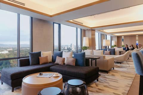 Seda Vertis North Quezon City — lounge