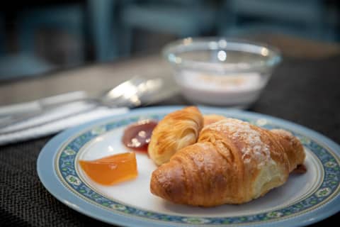 Ideal City Walk — dining