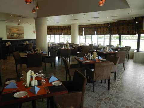 Sun & Sands Sea View Hotel — photo 8