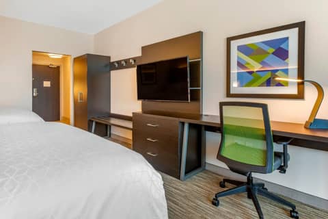 Holiday Inn Express & Suites - Phoenix Dwtn - State Capitol by IHG — photo 9
