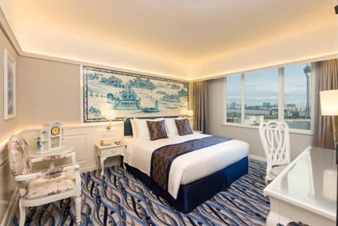 Hotel Riviera Macau — hotel room