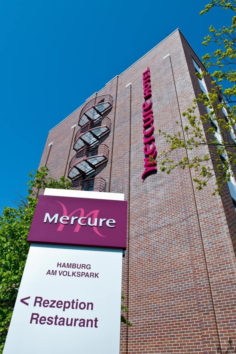Mercure Hotel Hamburg am Volkspark — building