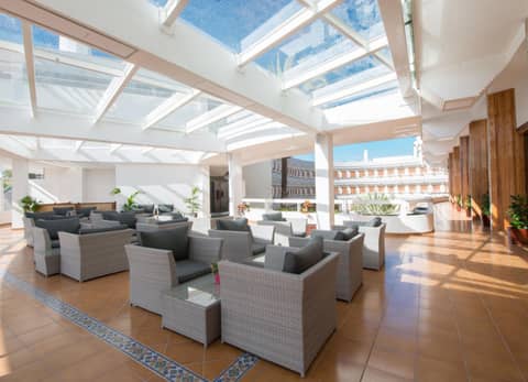HL Suite Nardos - Only Adults — lounge