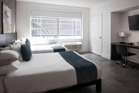 MB Hotel, Trademark Collection by Wyndham — photo 3