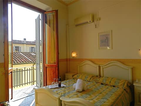 Hotel Desirèe — hotel room