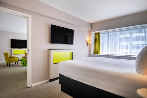 Thon Hotel Brussels City Centre — hotel room