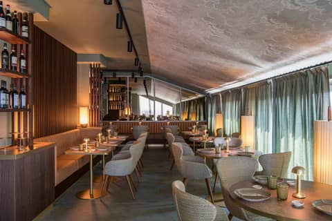Columbus Urban Resort — dining