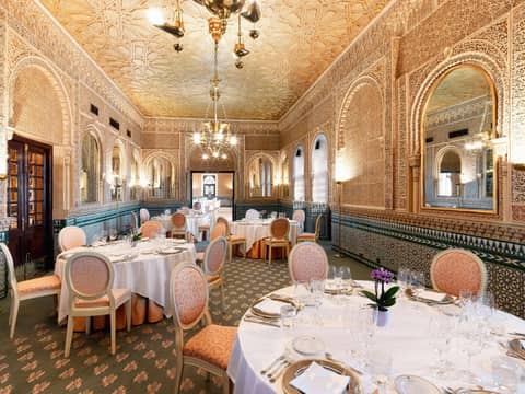 Alhambra Palace Hotel — photo 6