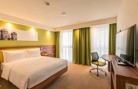 Hampton By Hilton Munich City West — photo 2