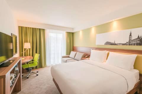 Hampton By Hilton Munich City West — photo 7