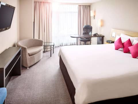 Novotel Toronto North York — photo 7
