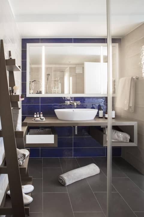 Hotel Stein - Adults Only — bathroom