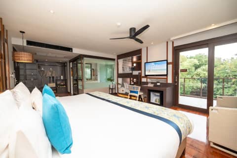 The Rock Hua Hin Beachfront Spa Resort — hotel room