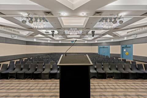 Crowne Plaza Surfers Paradise by IHG — photo 9