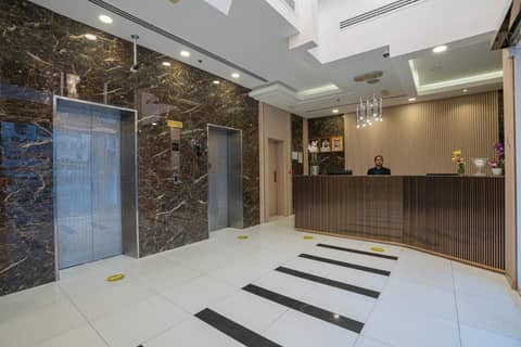 Vista City Hotel — hotel reception