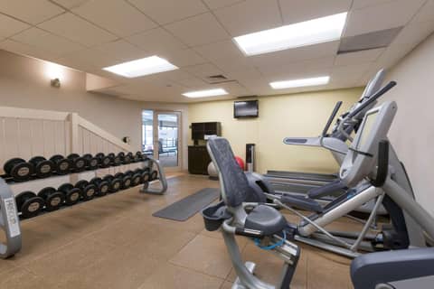 DoubleTree Suites by Hilton Nashville Airport — activities & amenities