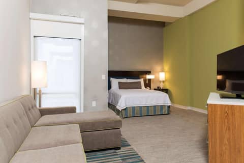 Home2 Suites by Hilton Indianapolis Downtown Indianapolis — photo 5