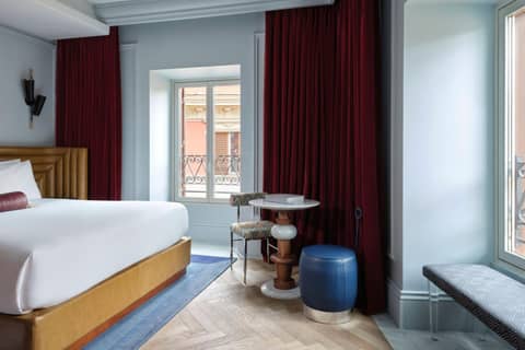 W Rome — hotel room