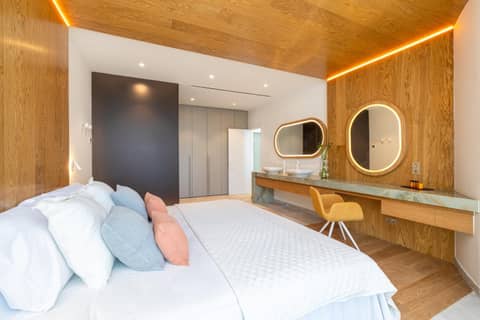 Leiro Residences - Preferred Hotels & Resorts — hotel room