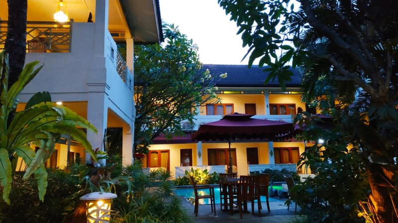 Hotel Indah Palace Yogyakarta — building