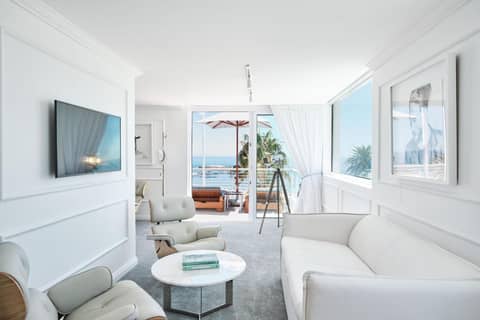 The Marly Boutique Hotel & Spa — hotel room