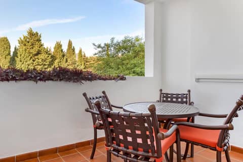 Royal Oasis Club at Pueblo Quinta — balance & terrace