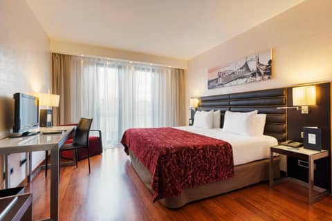 Exe Budapest Center — hotel room